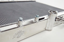 Load image into Gallery viewer, Photo - Close Up